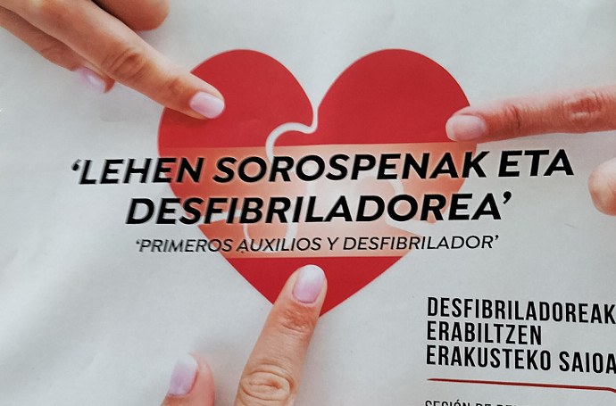 “Primeros auxilios y Desfibrilador”