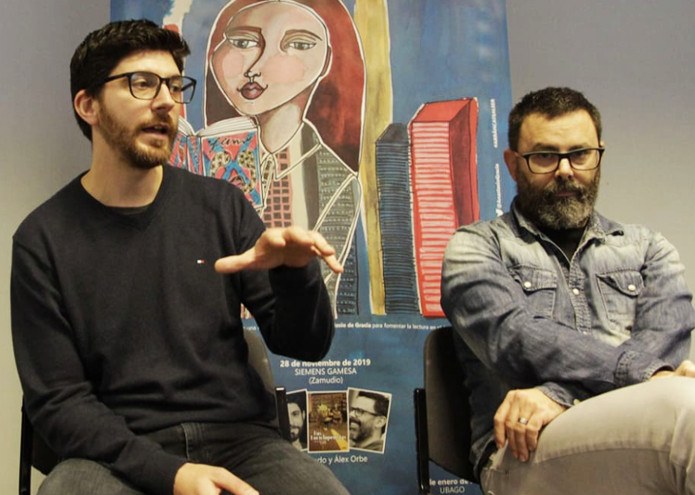 Komikia tertulixan José Antonio Pérez Ledo eta Alex Orberekin